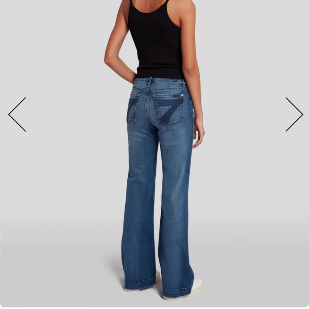 7 For all Mankind Jeans DOJO Flare size 28